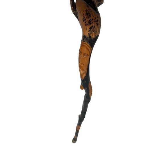 Hand carved walking cane with an intricate part for your hands, one of a kind - Picture 15 of 16